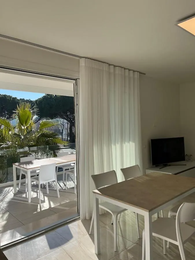 Agua Apartment With Beach Included Τζεσόλο Λίντο